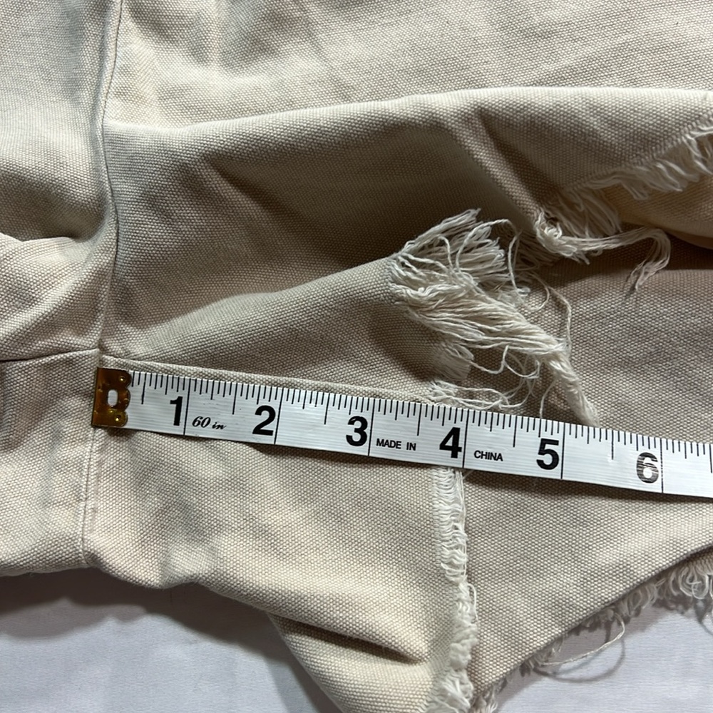 Vintage Abercrombie and Fitch khaki cut off shorts size 36 waist - Picture 7 of 8